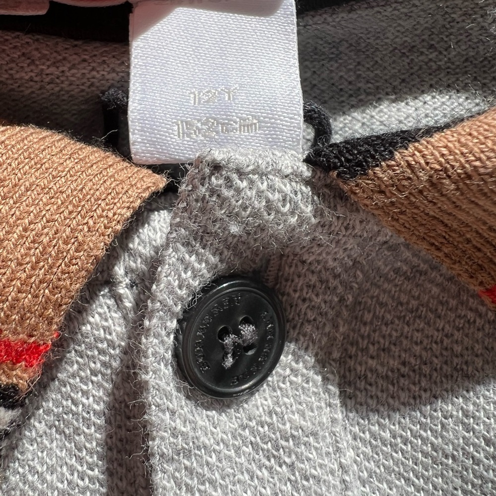 Authentic Burberry boys polo shirt - Picture 4 of 9